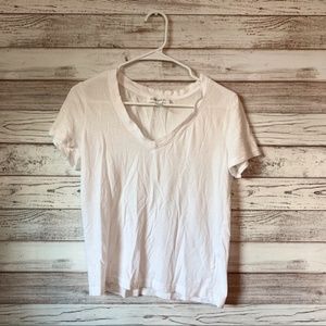 Forever 21 White V-Neck Short Sleeve Top